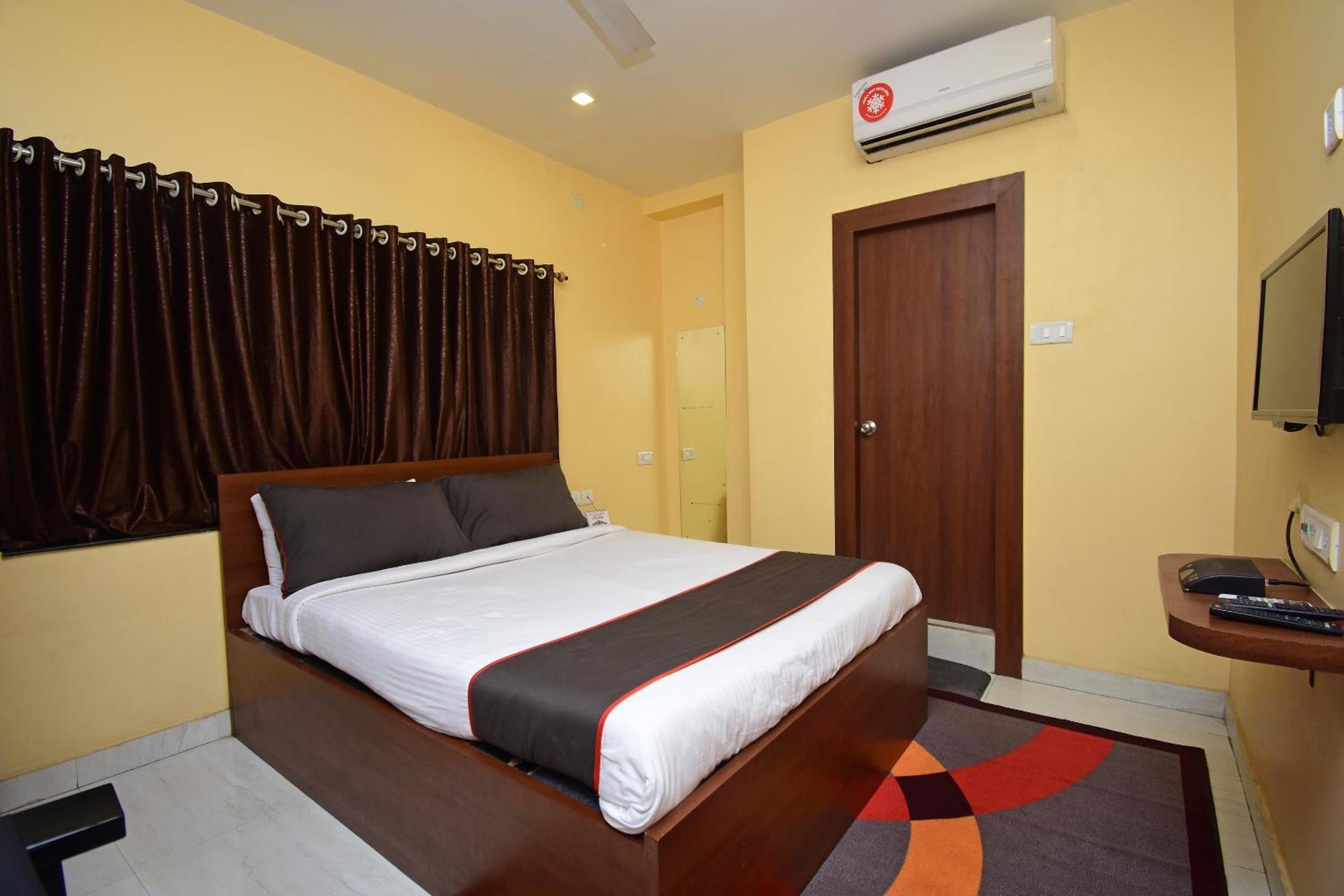 Super Collection O Gokul Residency Near Emami City Dumdum Opposite Raja Palace Hotel Dam Dam Bagian luar foto