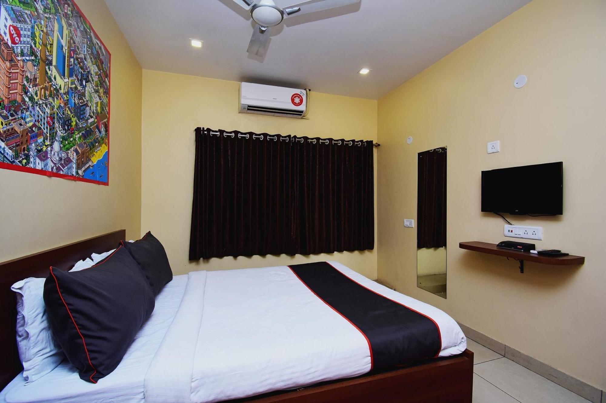 Super Collection O Gokul Residency Near Emami City Dumdum Opposite Raja Palace Hotel Dam Dam Bagian luar foto