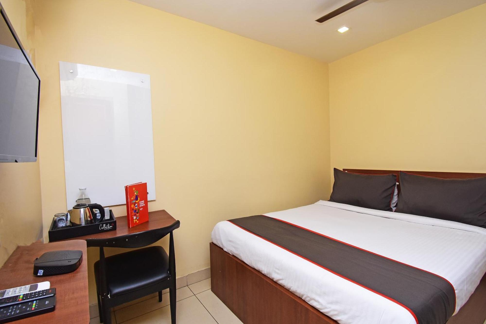 Super Collection O Gokul Residency Near Emami City Dumdum Opposite Raja Palace Hotel Dam Dam Bagian luar foto